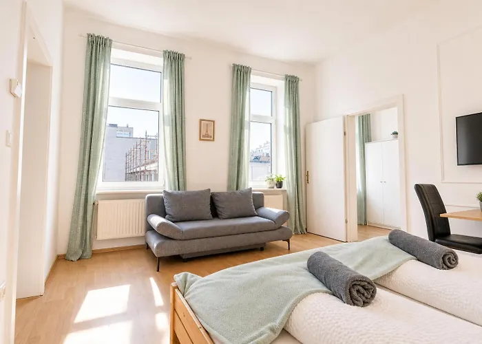 Apartment Beautiful 2br Apt, Near Meidling Station Vienna