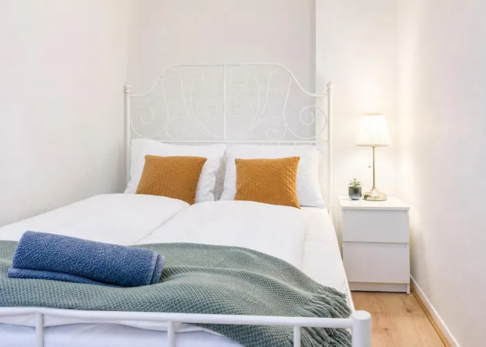 Apartment Beautiful 2br Apt, Near Meidling Station Vienna